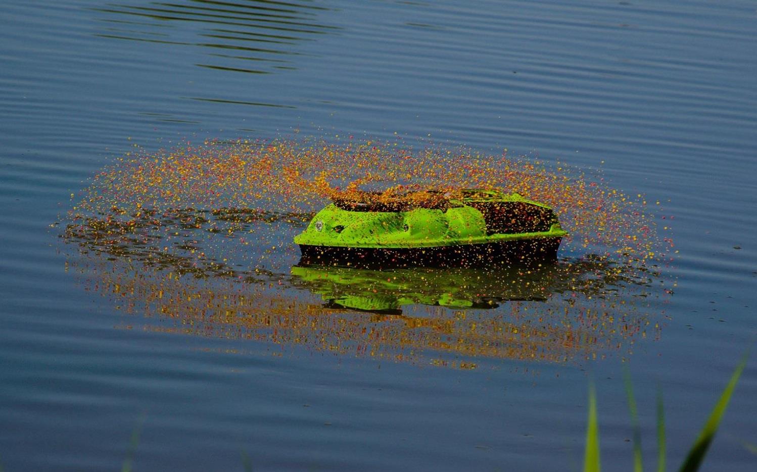 Barcuta de nadit Spreader cu 10 ani garantie la motor. De ce e speciala?